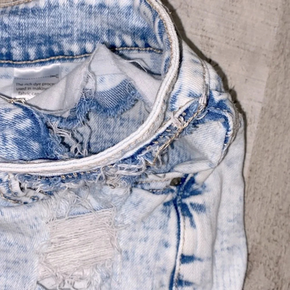 Time and Tru distressed denim shorts high rise size 12 - Picture 7 of 8